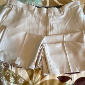Men’s lightweight, tan dress pants 40-32